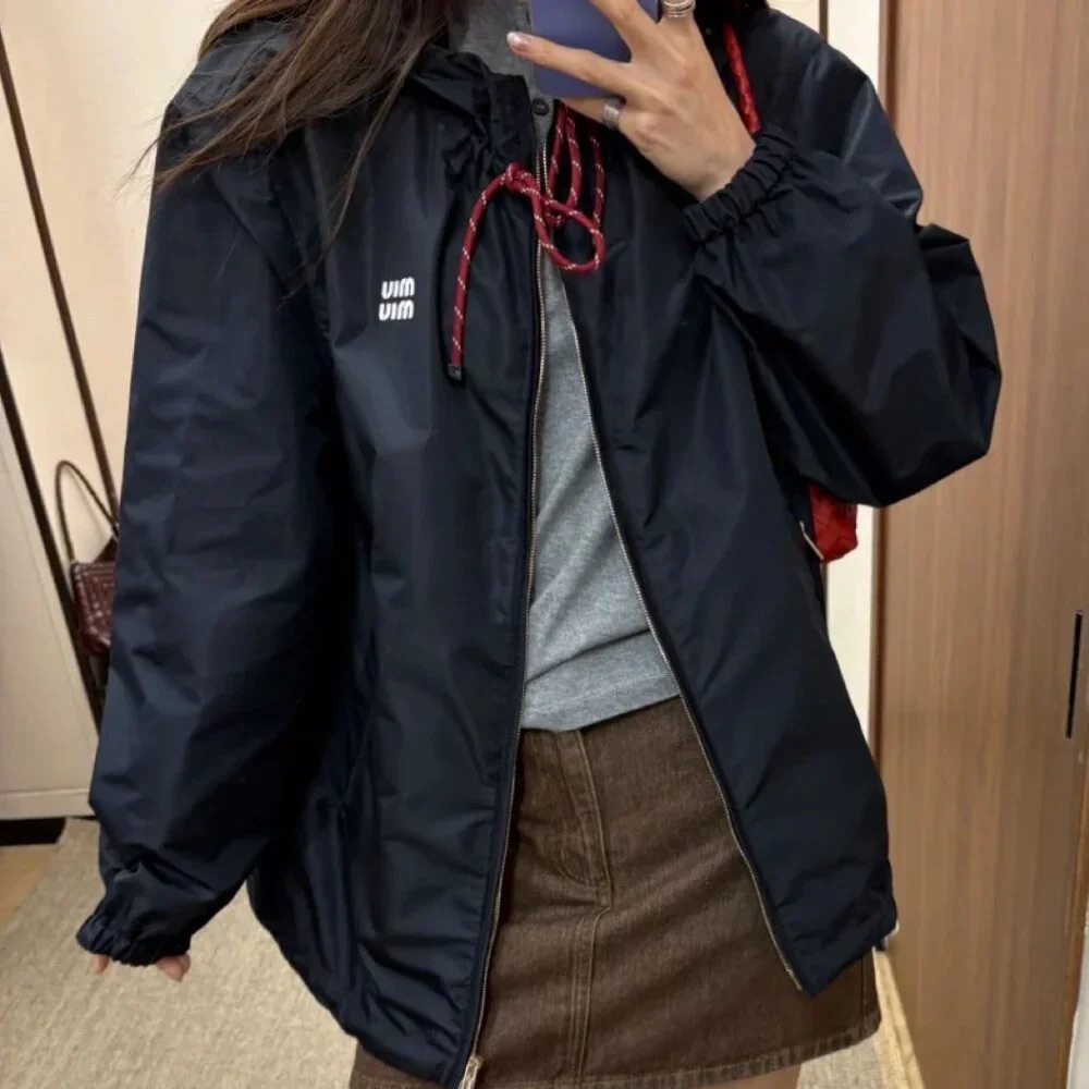 MIUMIU windbreaker, exquisitely tailored with a hood - Picture 2 of 4